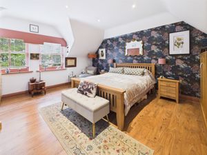 Photo 27- click for photo gallery